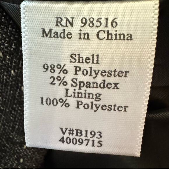 Coldwater Creek gray four button jacket size 10
 b32 - Picture 4 of 5